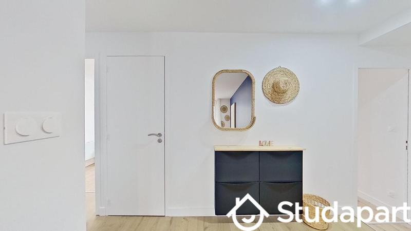 Chambre - 12 m² - 1 pièce