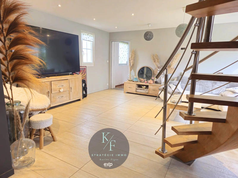 Maison ancienne - 195 m² - 8 pièces