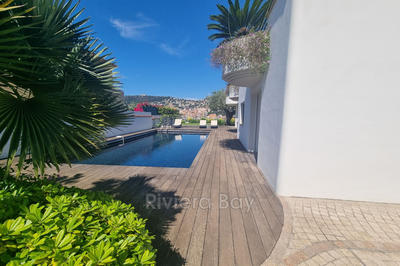 Villa - 437 m² - 7 pièces