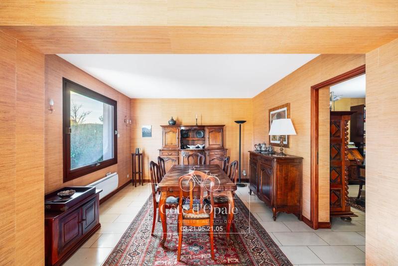 Maison - 180 m² - 7 pièces