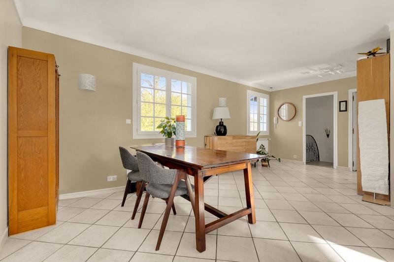 Maison - 186 m² - 5 pièces