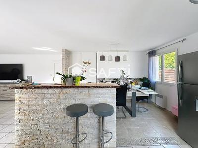 Maison - 84 m² - 3 pièces