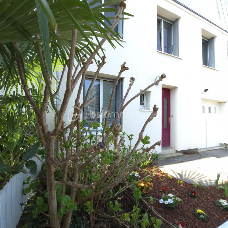 Maison - 91 m² - 5 pièces