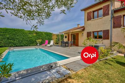 Maison - 106 m² - 5 pièces