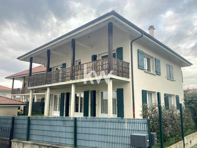 Maison - 331 m² - 7 pièces