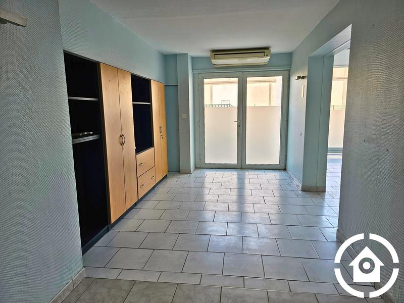 Local d'activités - 120 m²