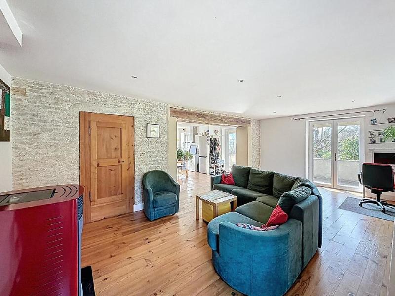 Maison - 137 m² - 5 pièces