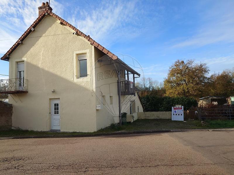 Maison de ville - 104 m² - 6 pièces