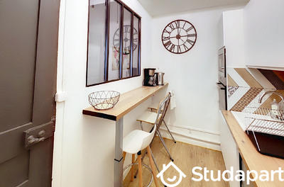 Chambre - 10 m² - 1 pièce