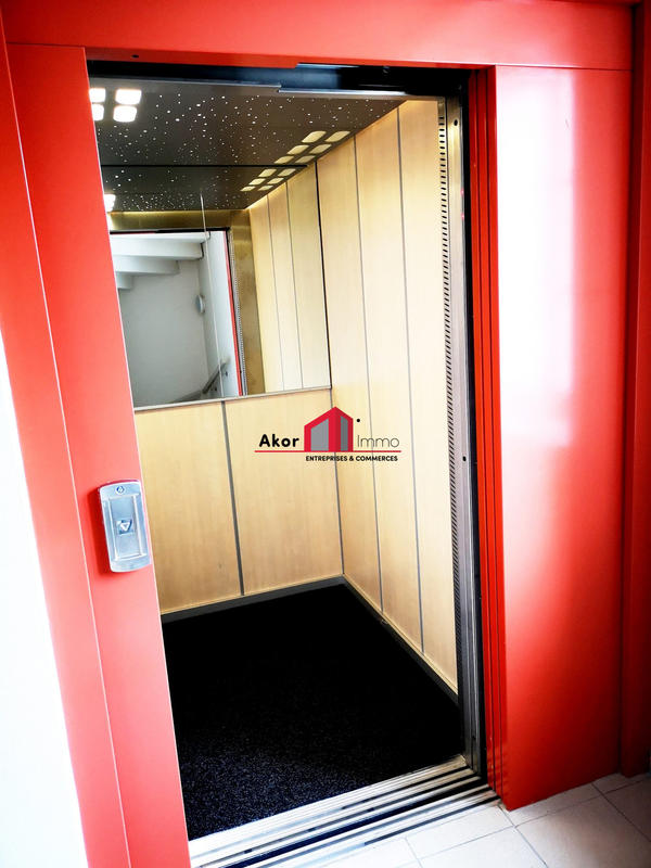 Appartement - 95 m² - 3 pièces