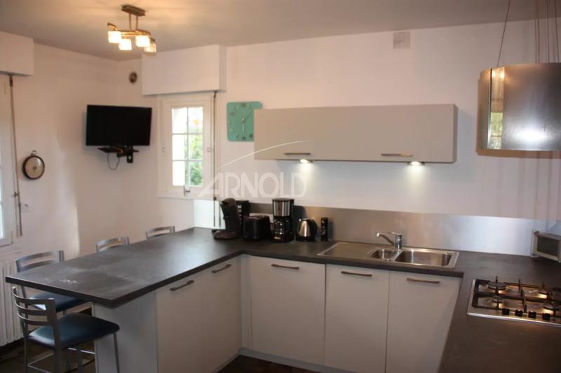 Maison - 155 m² - 8 pièces