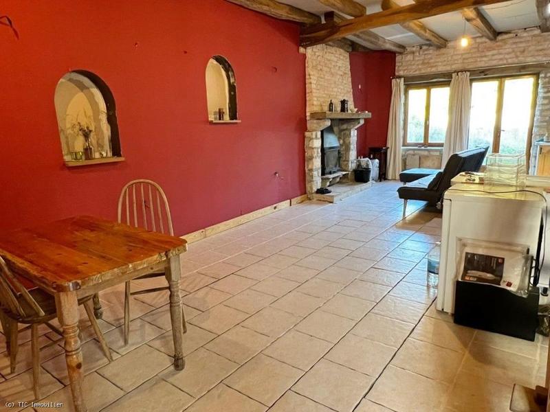 Maison - 80 m² - 5 pièces