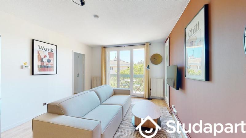 Chambre - 10 m² - 1 pièce