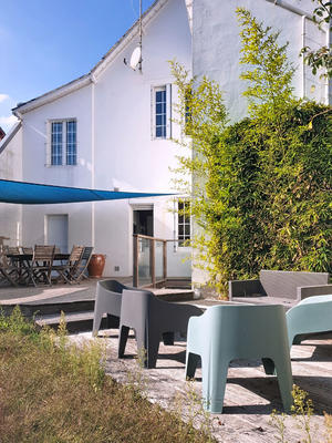 Maison - 150 m² - 7 pièces