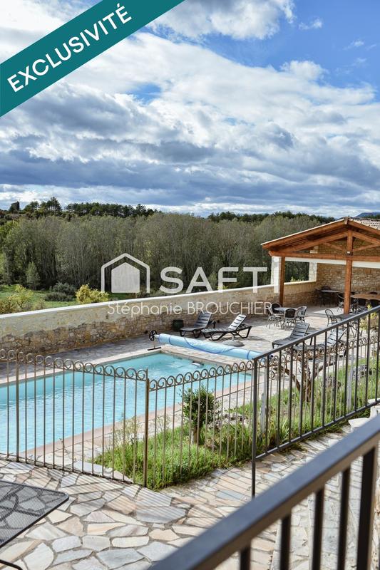 Maison - 465 m² - 15 pièces