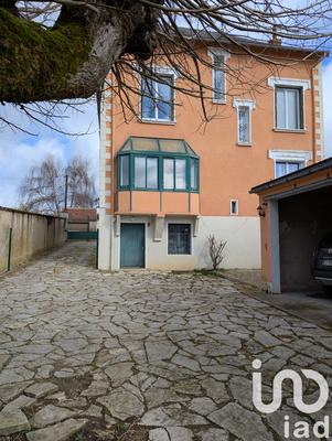 Maison - 190 m² - 7 pièces