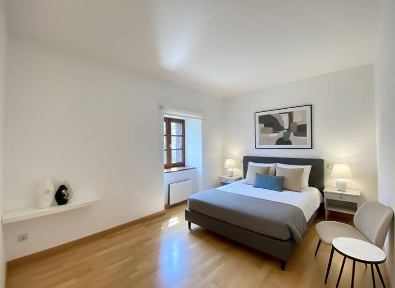 Appartement - 112 m² - 4 pièces