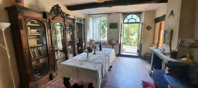 Appartement - 200 m² - 6 pièces