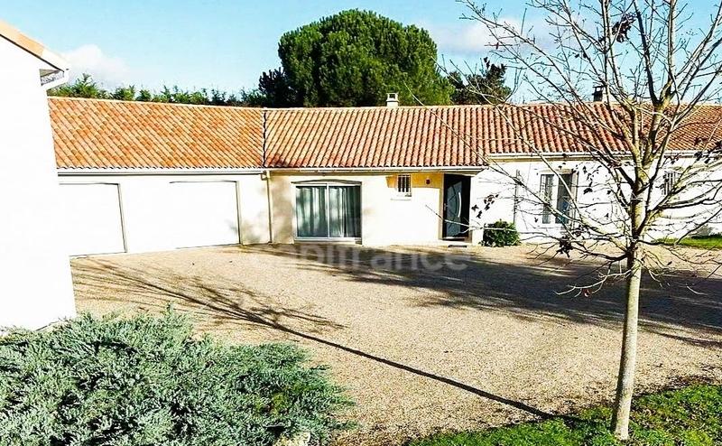 Maison - 151 m² - 9 pièces