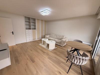 Studio - 36 m² - 1 pièce