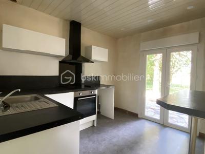 Maison - 97 m² - 4 pièces