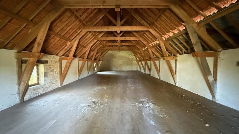 Maison - 207 m² - 1 pièce