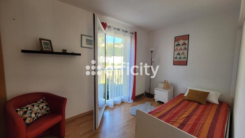 Pavillon - 85 m² - 4 pièces