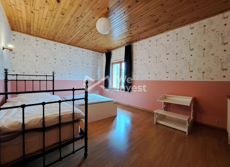 Maison - 213 m² - 8 pièces