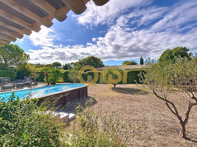 Maison - 99 m² - 5 pièces