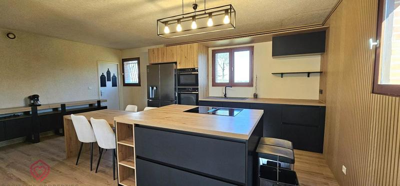 Maison de campagne - 210 m² - 8 pièces