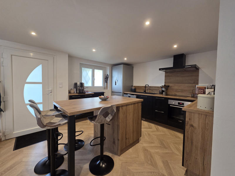 Maison - 114 m² - 6 pièces