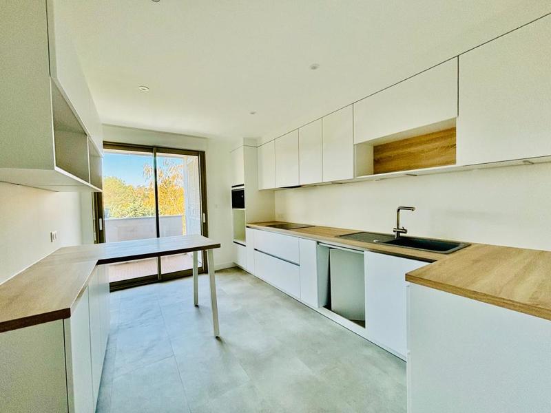 Appartement - 110 m² - 4 pièces