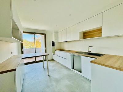 Appartement - 110 m² - 4 pièces