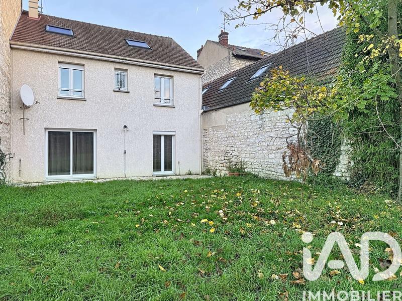 Maison - 148 m² - 6 pièces