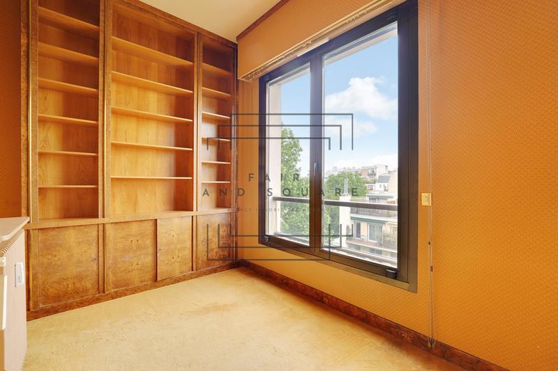 Appartement - 162 m² - 5 pièces