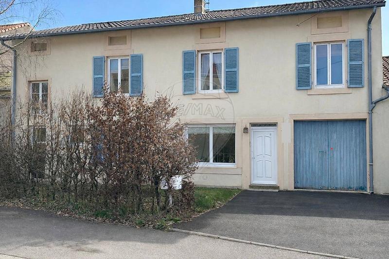 Maison - 270 m² - 7 pièces