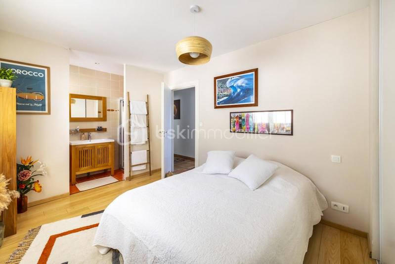 Maison - 158 m² - 5 pièces