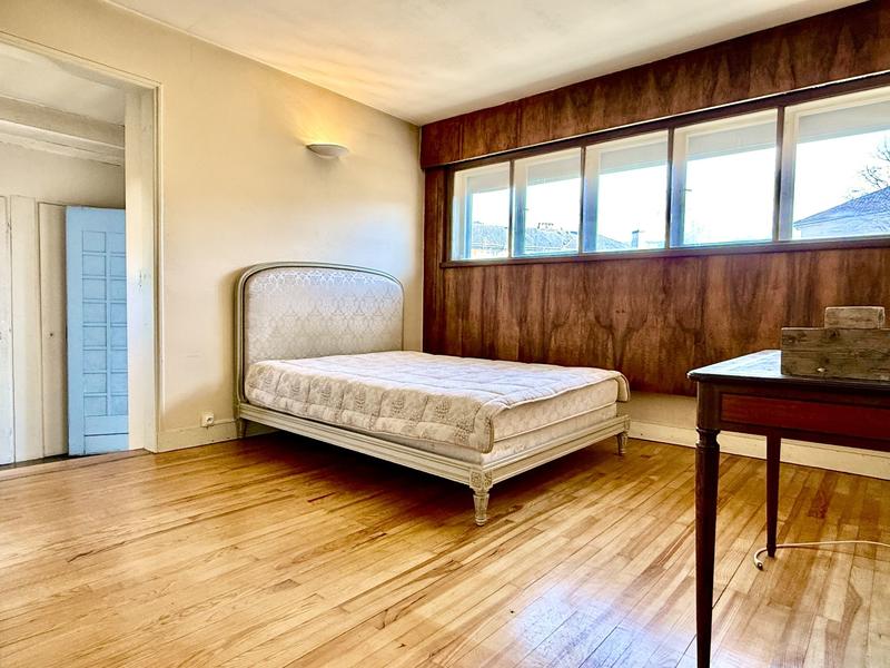 Maison - 190 m² - 6 pièces