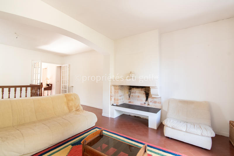 Maison - 216 m² - 5 pièces