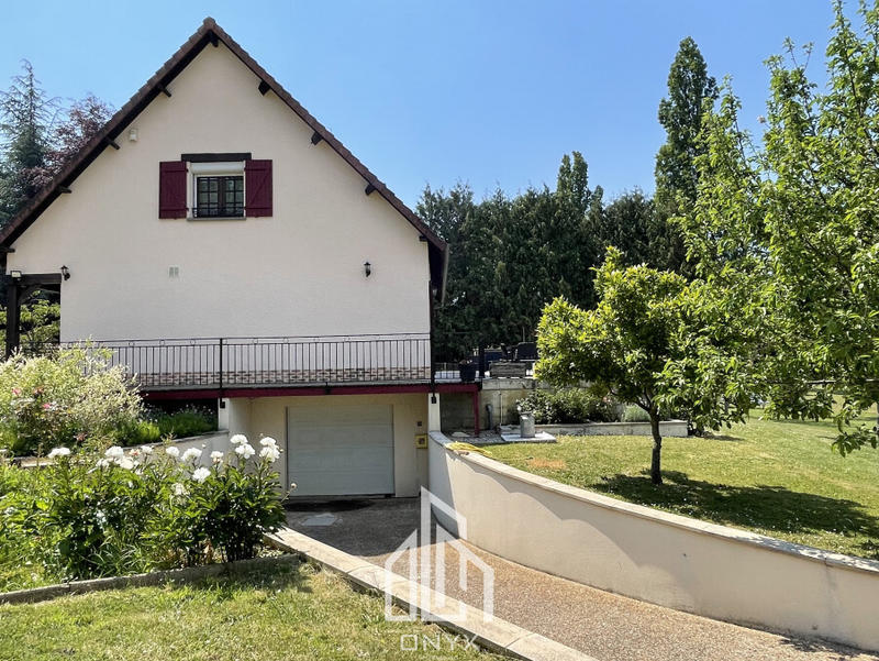 Maison - 140 m² - 6 pièces