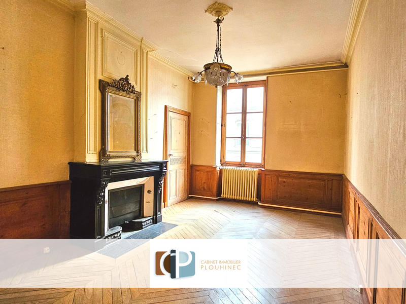 Appartement - 287 m² - 9 pièces