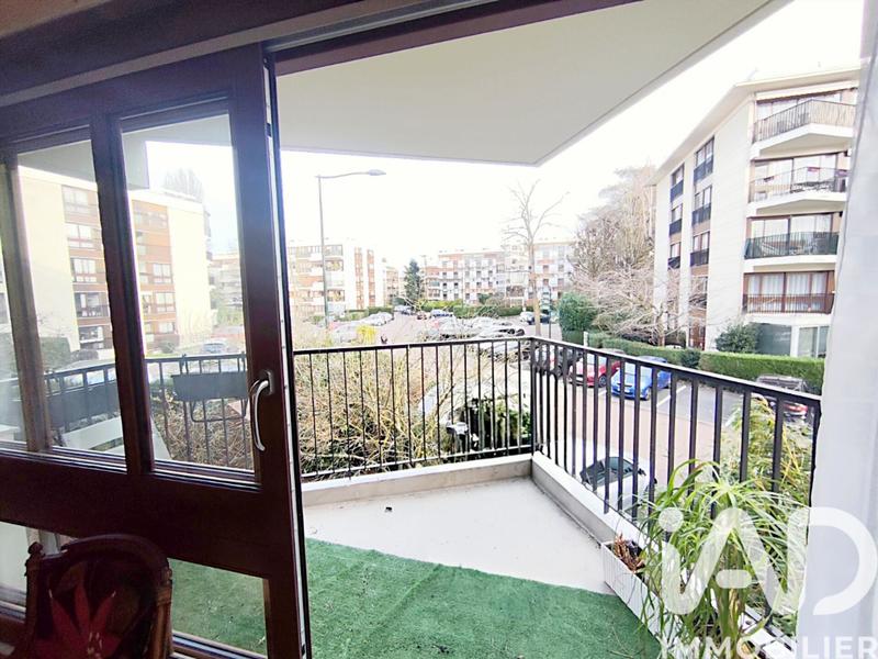 Appartement - 90 m² - 5 pièces