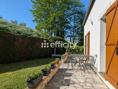 Pavillon - 120 m² - 6 pièces