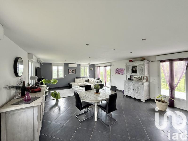 Maison - 155 m² - 6 pièces