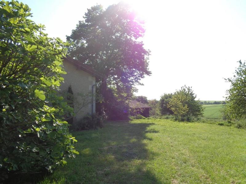 Propriété - 142 m² - 6 pièces