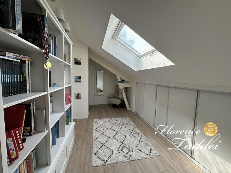 Maison - 140 m² - 6 pièces