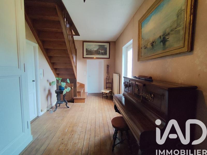 Maison - 240 m² - 8 pièces