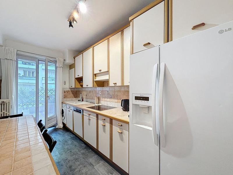 Appartement - 77 m² - 3 pièces