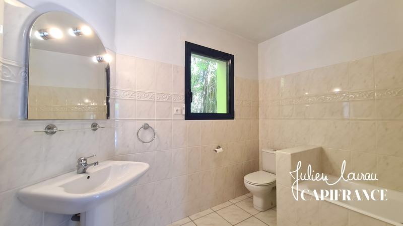 Maison - 170 m² - 7 pièces