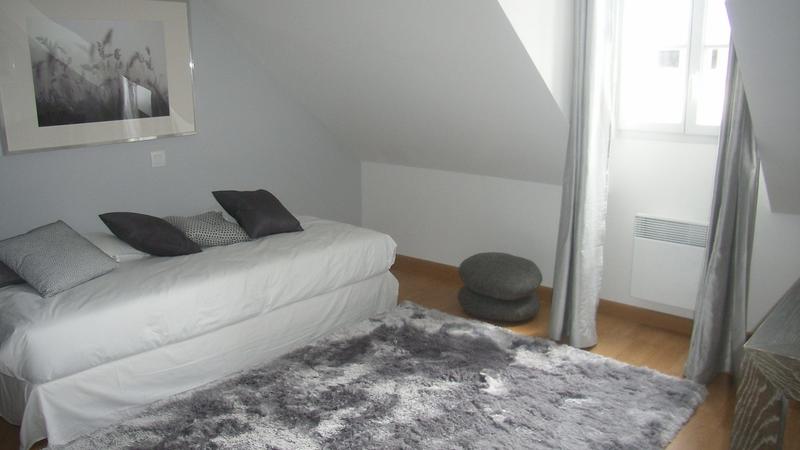 Maison - 92 m² - 6 pièces